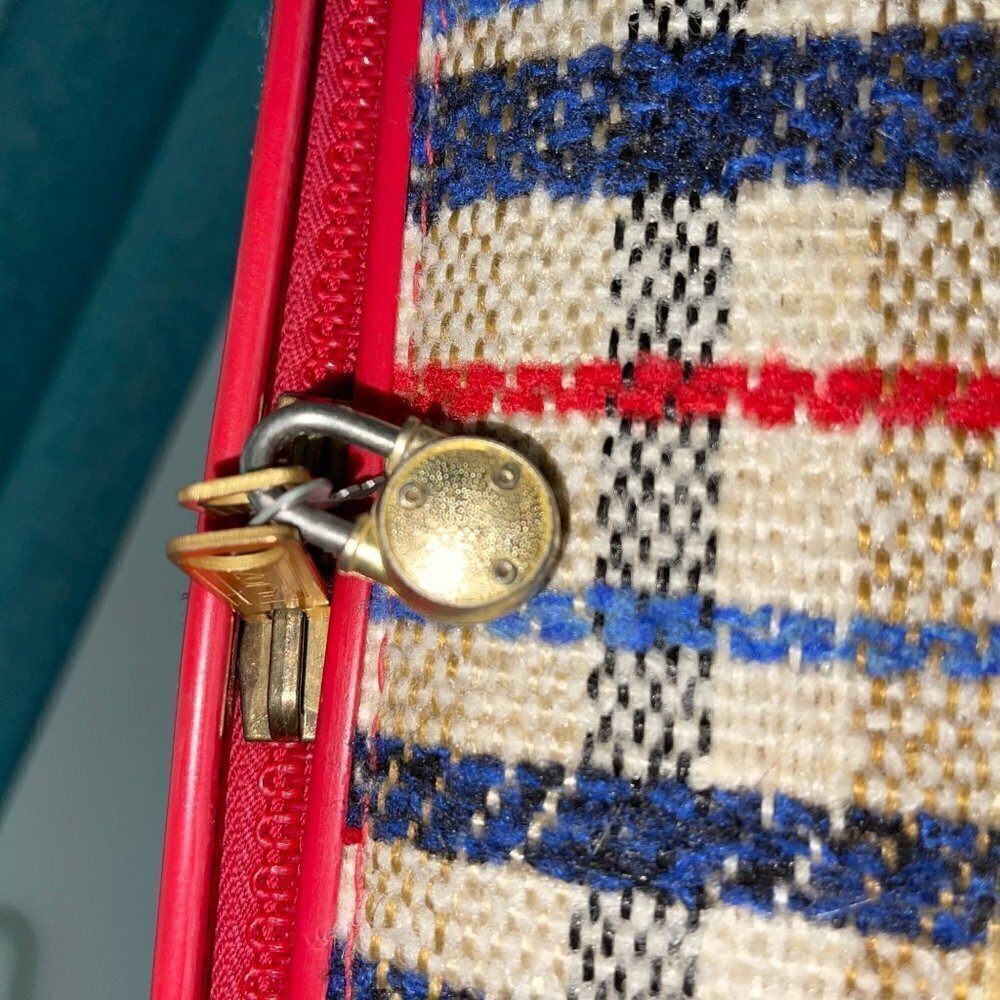 Vintage Womens Suitcase Multicolor Mcm Plaid With Lock and Keys - Picture 8 of 10